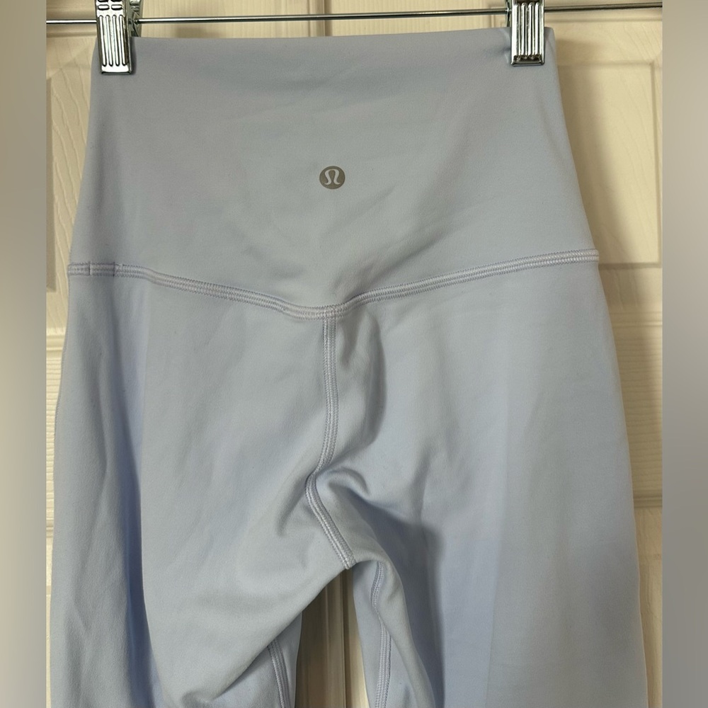 Lululemon Align High-Rise Pant 25"
Blue Linen size 2 - Picture 7 of 8